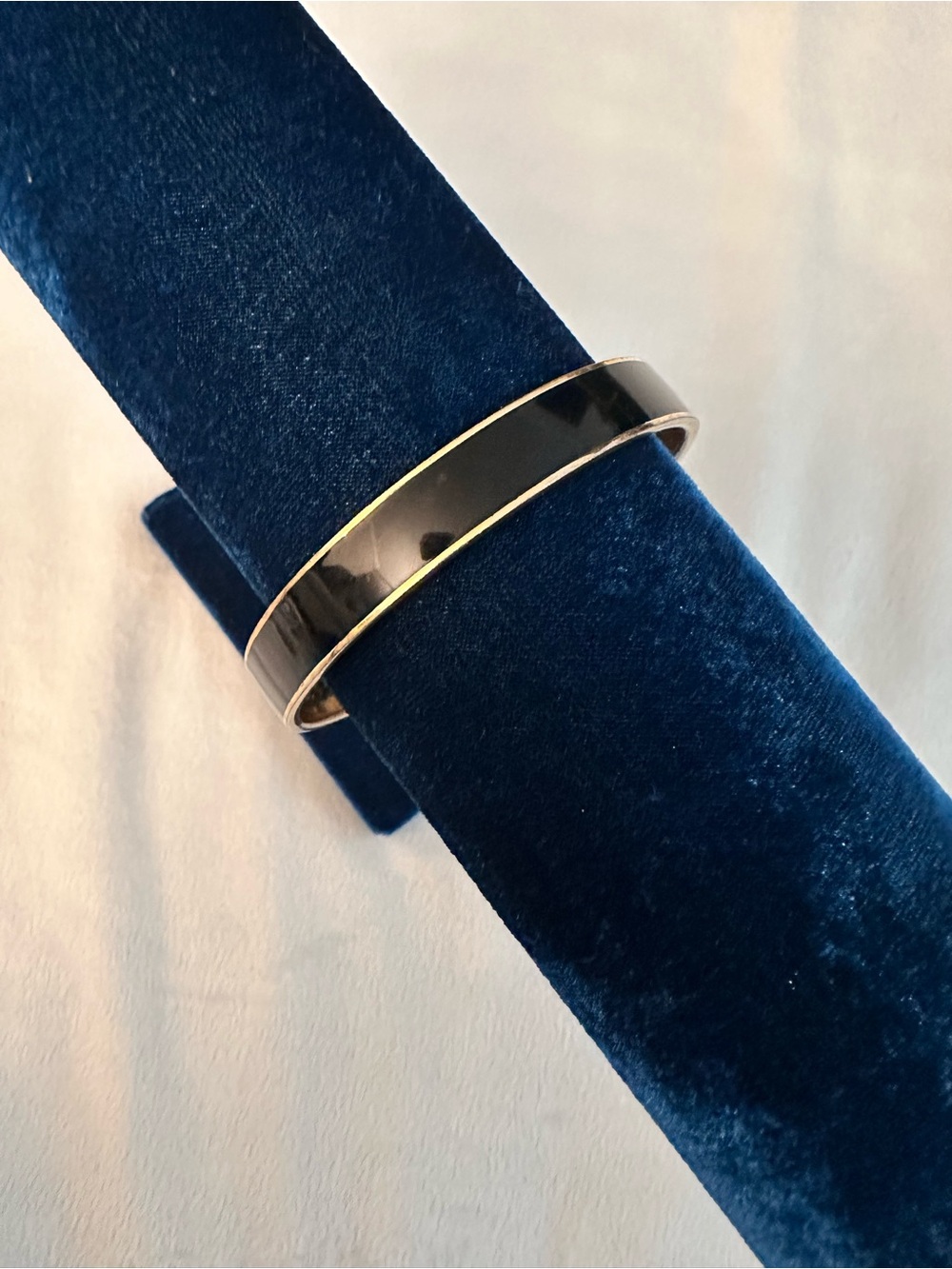 Kate Spade New York "An Ace Up Your Sleeve" Idiom Bangle